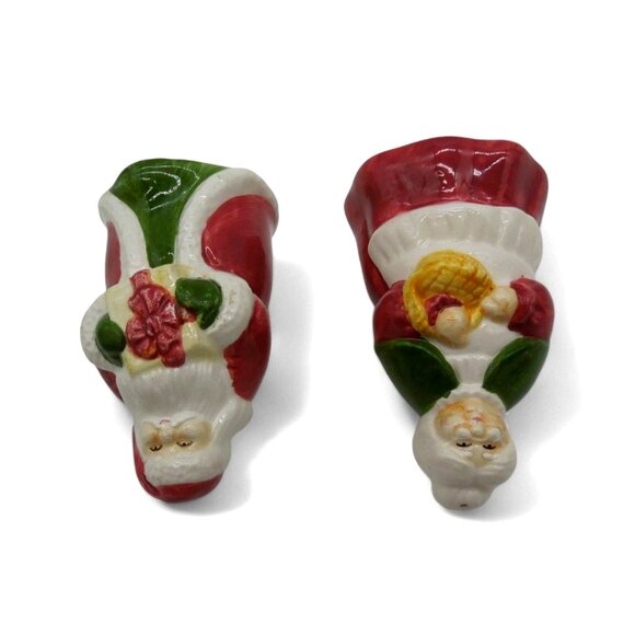 SANTA And Mrs CLAUS Ceramic Salt and Pepper Shakers Avon 1995 Vintage - Picture 10 of 10